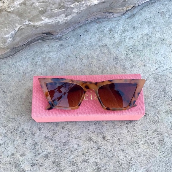 Zara Accessories - LEIA - Grace Sunglasses (Valeria Lipovetsky)